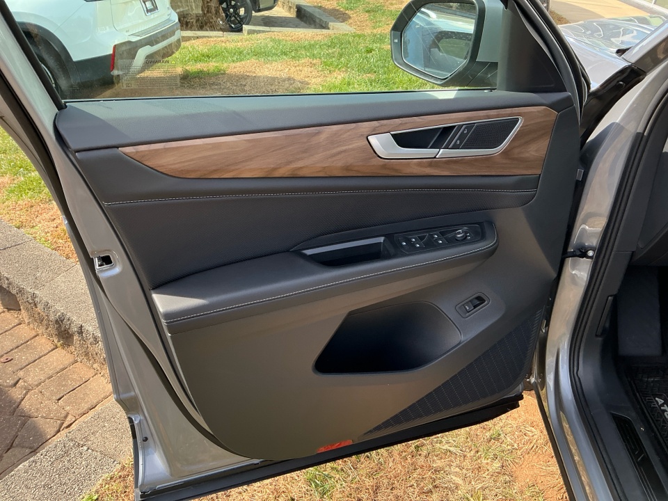 1V2HN2CA4TC521017 2026 Volkswagen Atlas 2.0T SE w/Technology