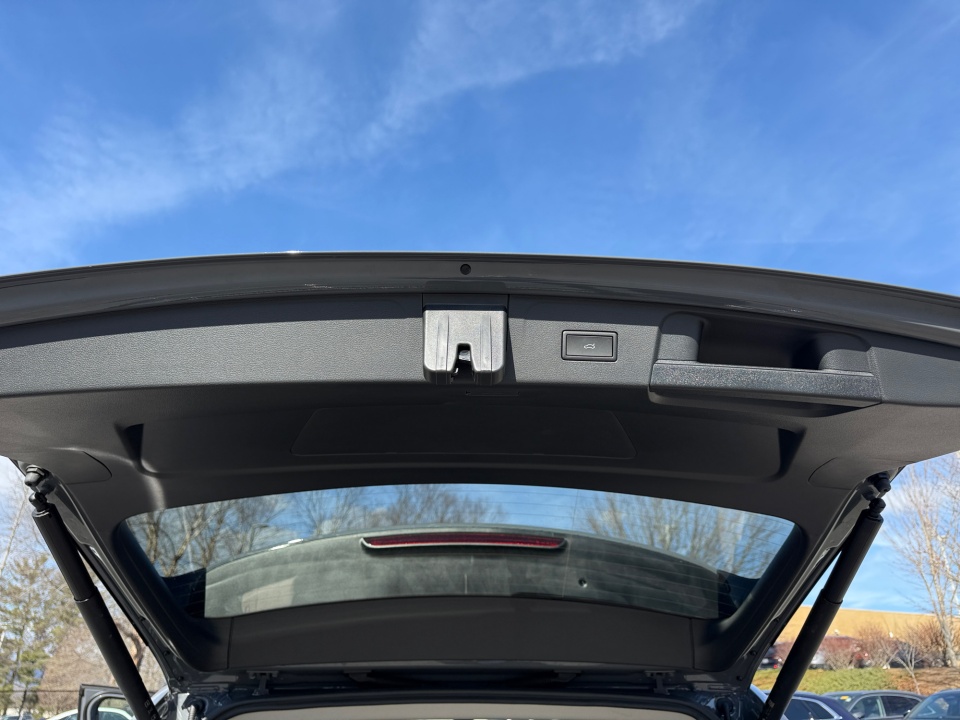 1V2HN2CA6TC501948 2026 Volkswagen Atlas SE with Technology