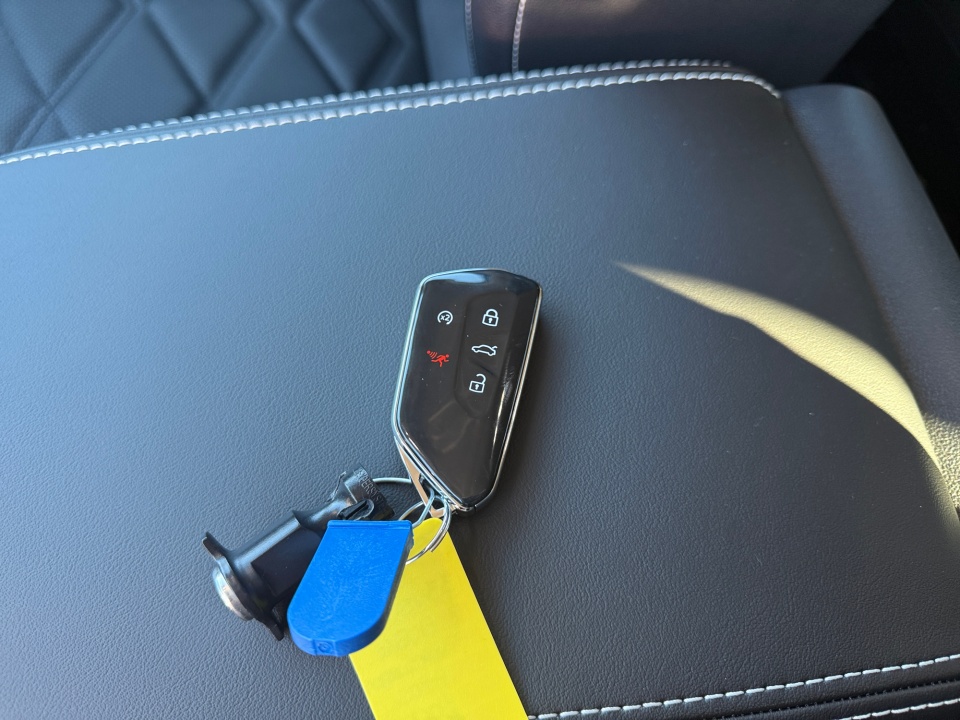 1V2HN2CA7TC531895 2026 Volkswagen Atlas SE with Technology