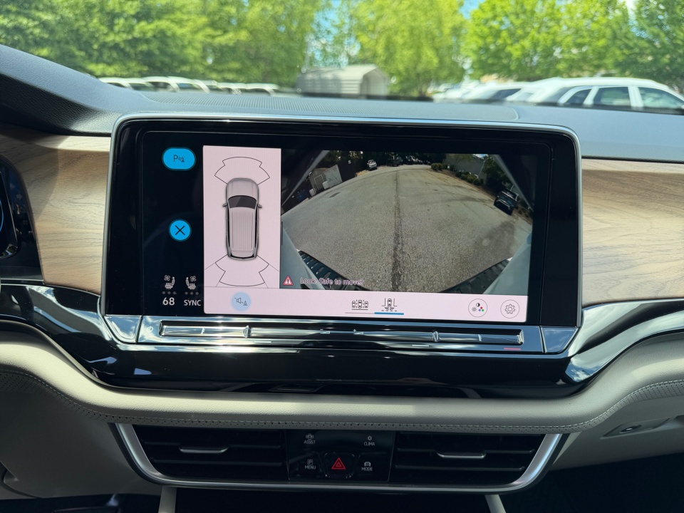 1V2HN2CA8TC583844 2026 Volkswagen Atlas SE with Technology