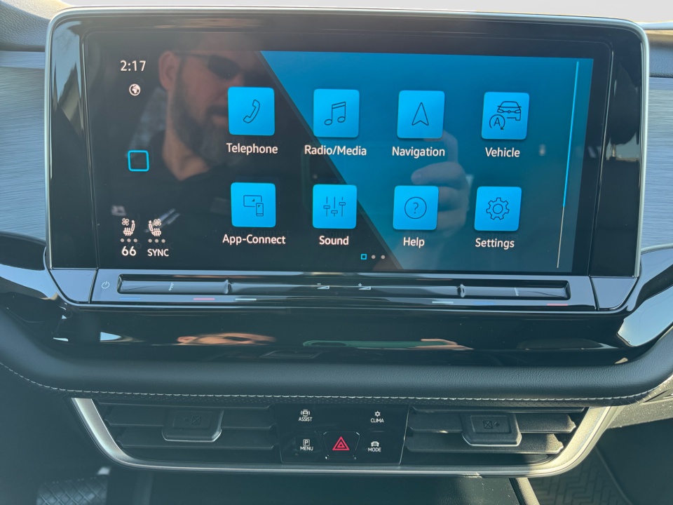 1V2JC2CA0TC210157 2026 Volkswagen Atlas Cross Sport 2.0T SE w/Technology