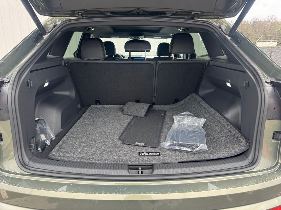 1V2JC2CAXTC223157 2026 Volkswagen Atlas Cross Sport SE with Technology