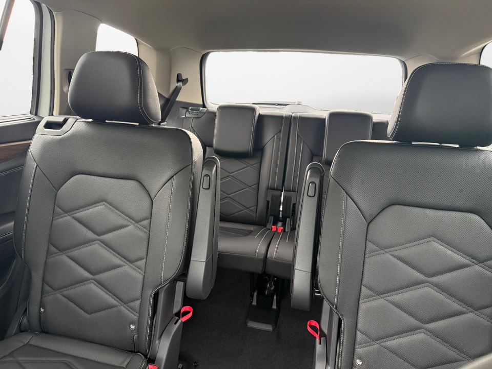 1V2JN2CA3TC569237 2026 Volkswagen Atlas SE with Technology