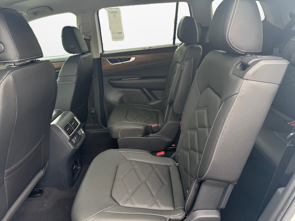 1V2JN2CA3TC569237 2026 Volkswagen Atlas SE with Technology