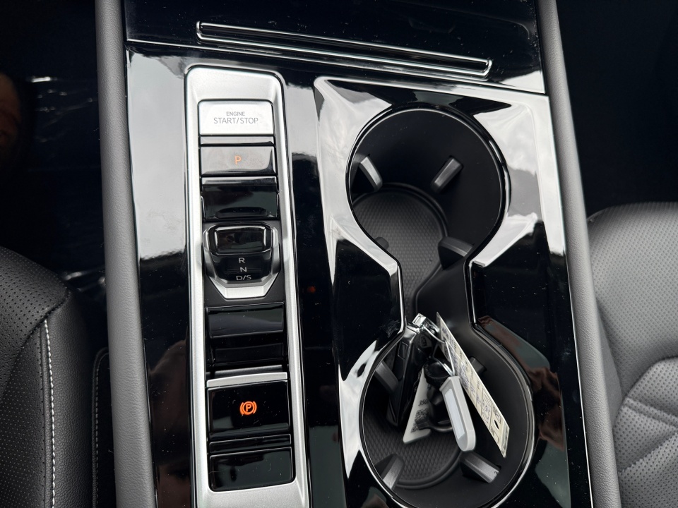 1V2JN2CA3TC569237 2026 Volkswagen Atlas SE with Technology