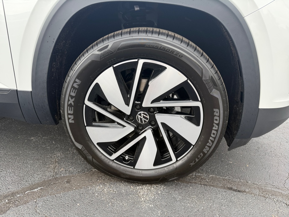 1V2JN2CA3TC569237 2026 Volkswagen Atlas SE with Technology