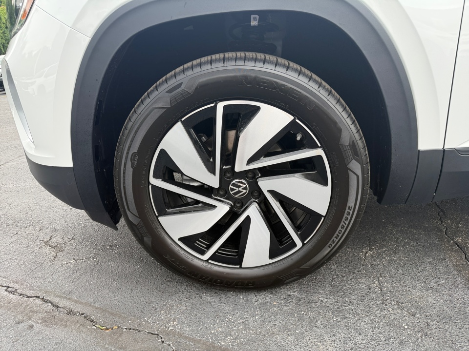 1V2JN2CA3TC569237 2026 Volkswagen Atlas SE with Technology