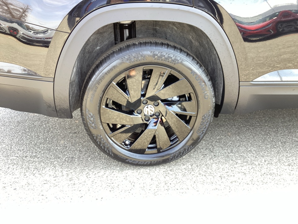 1V2JN2CA5TC550088 2026 Volkswagen Atlas SE with Technology