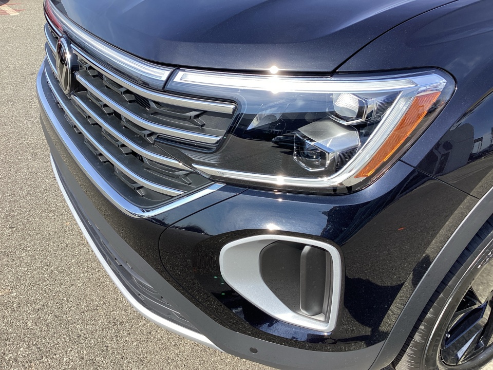 1V2JN2CA5TC550088 2026 Volkswagen Atlas SE with Technology