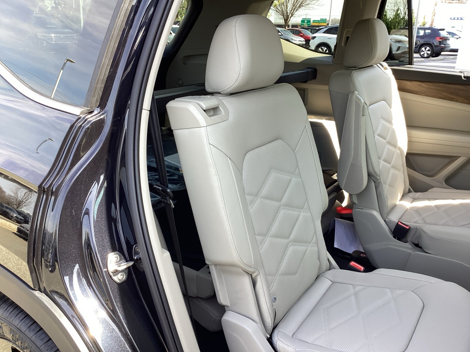 1V2JN2CA5TC550088 2026 Volkswagen Atlas SE with Technology