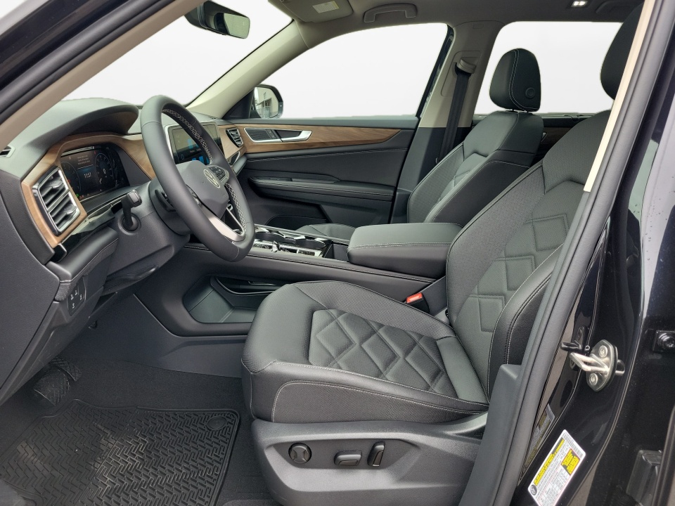 1V2JN2CA7TC546527 2026 Volkswagen Atlas SE with Technology