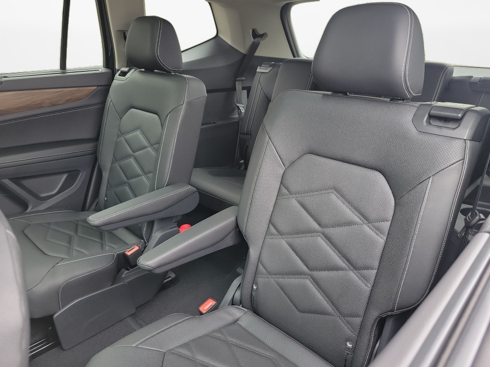 1V2JN2CA7TC546527 2026 Volkswagen Atlas SE with Technology