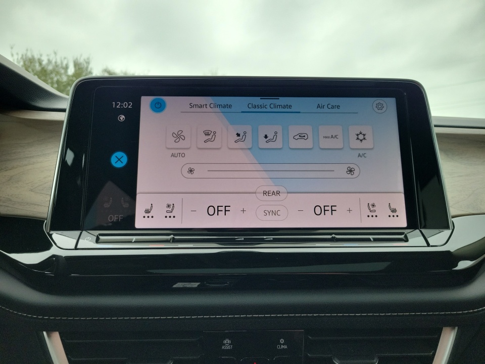 1V2JN2CA7TC546527 2026 Volkswagen Atlas SE with Technology