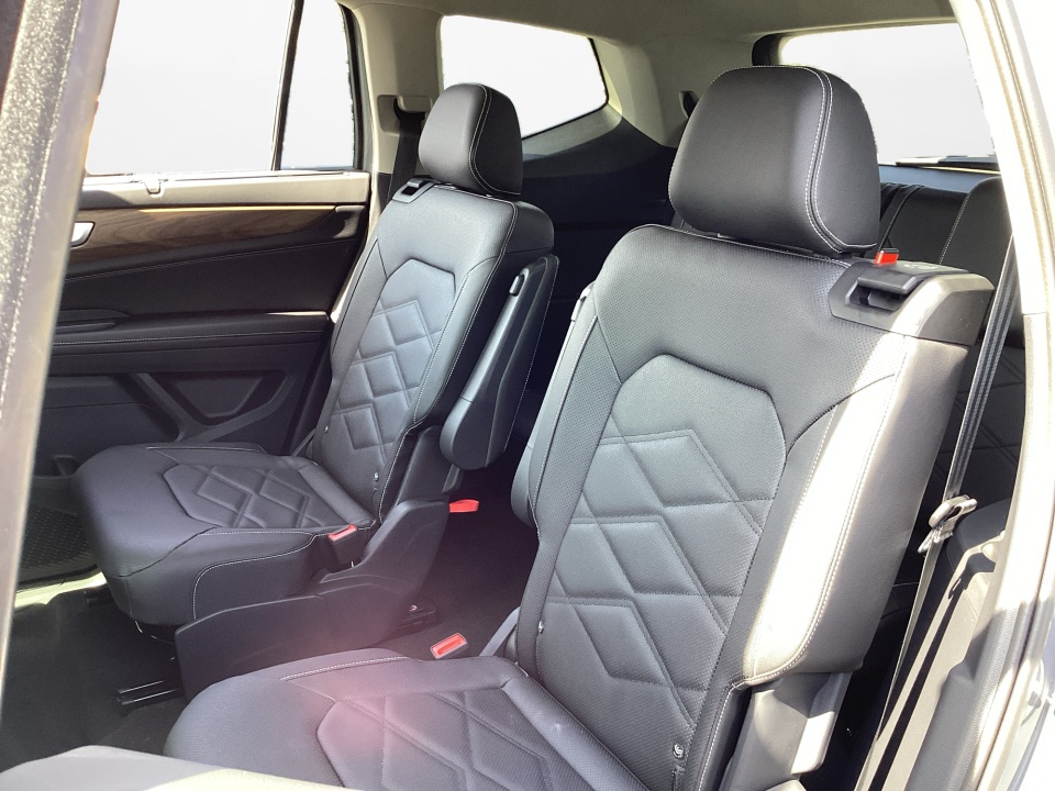 1V2JN2CA7TC548455 2026 Volkswagen Atlas SE with Technology