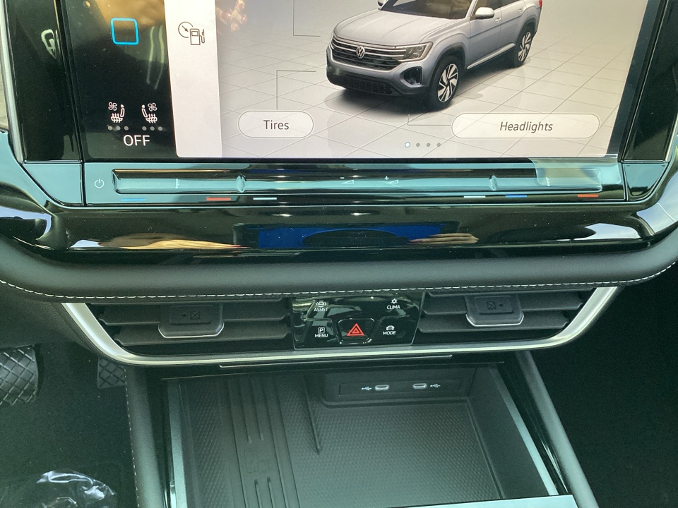 1V2JN2CA7TC548455 2026 Volkswagen Atlas SE with Technology