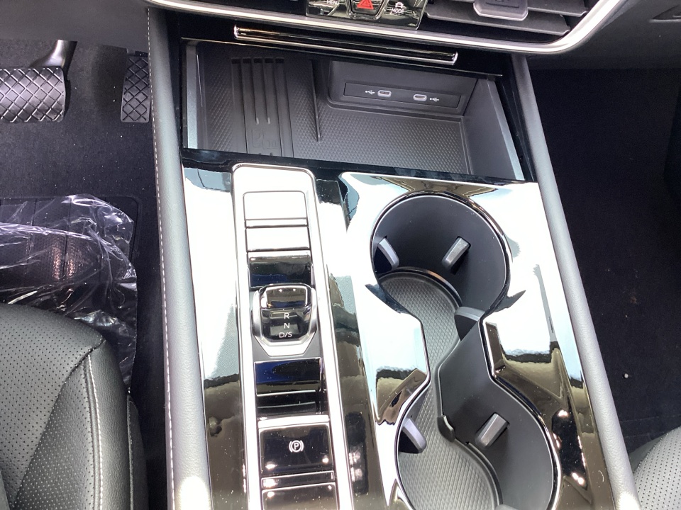 1V2JN2CA7TC548455 2026 Volkswagen Atlas SE with Technology