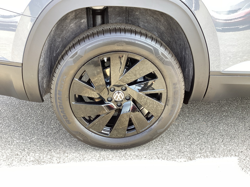 1V2JN2CA7TC548455 2026 Volkswagen Atlas SE with Technology