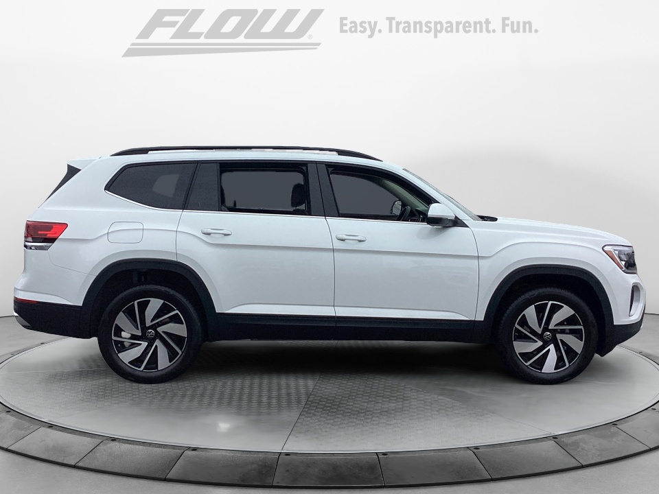 1V2JN2CA8TC525881 2026 Volkswagen Atlas SE with Technology