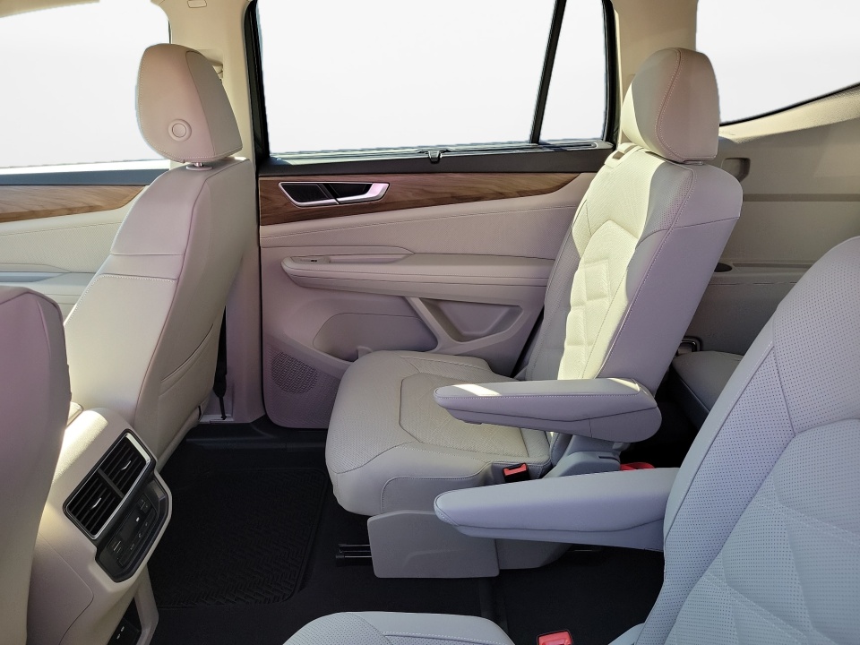 1V2JN2CA8TC533608 2026 Volkswagen Atlas SE with Technology