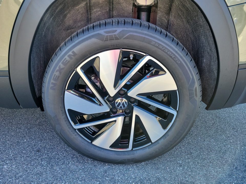 1V2JN2CA8TC533608 2026 Volkswagen Atlas SE with Technology