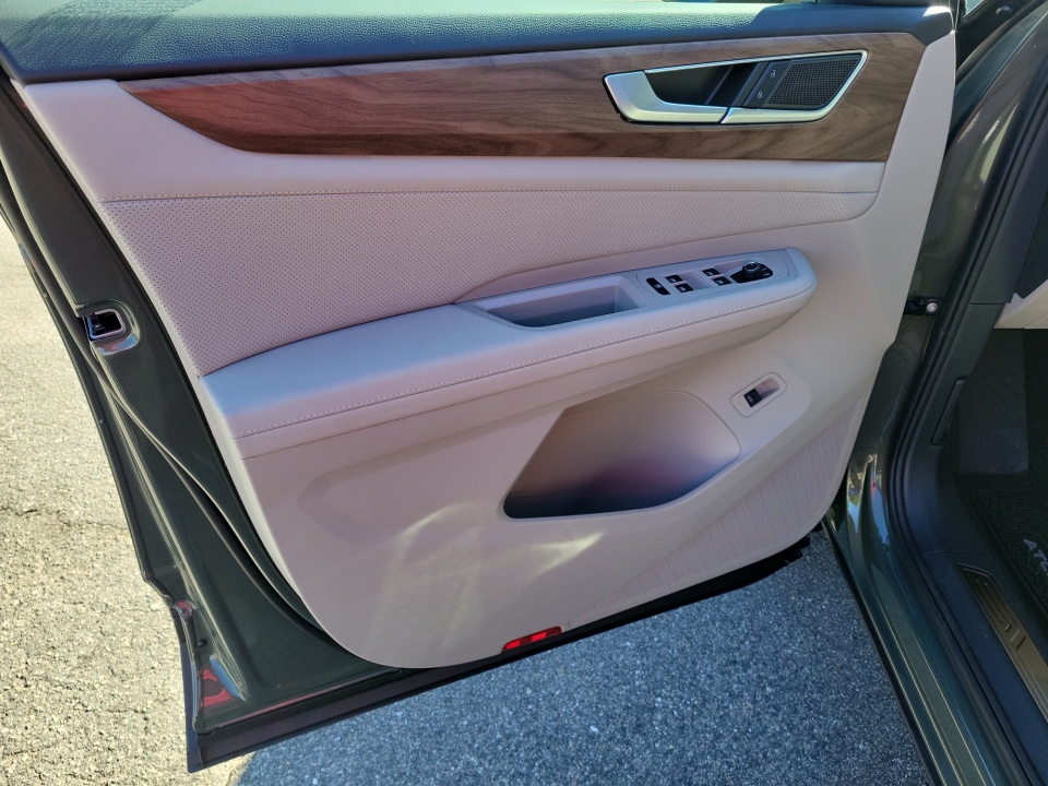 1V2JN2CA8TC533608 2026 Volkswagen Atlas SE with Technology