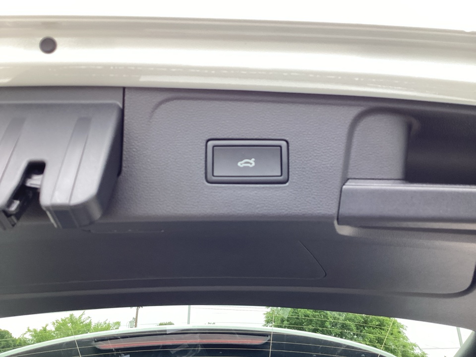 1V2JN2CA8TC569153 2026 Volkswagen Atlas SE with Technology