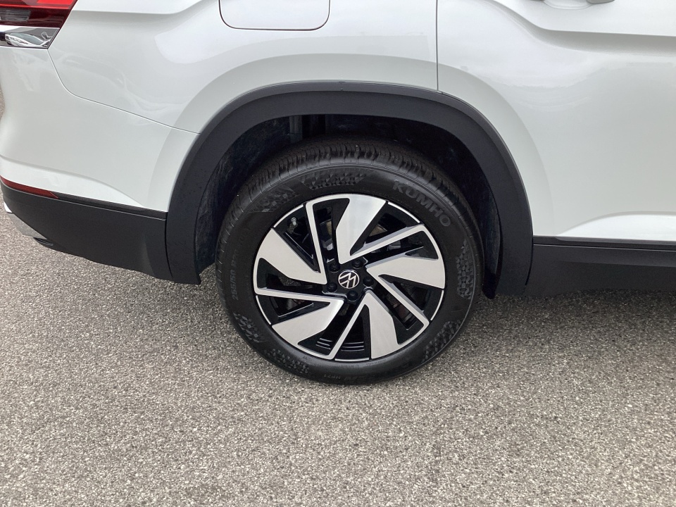 1V2JN2CA8TC569153 2026 Volkswagen Atlas SE with Technology