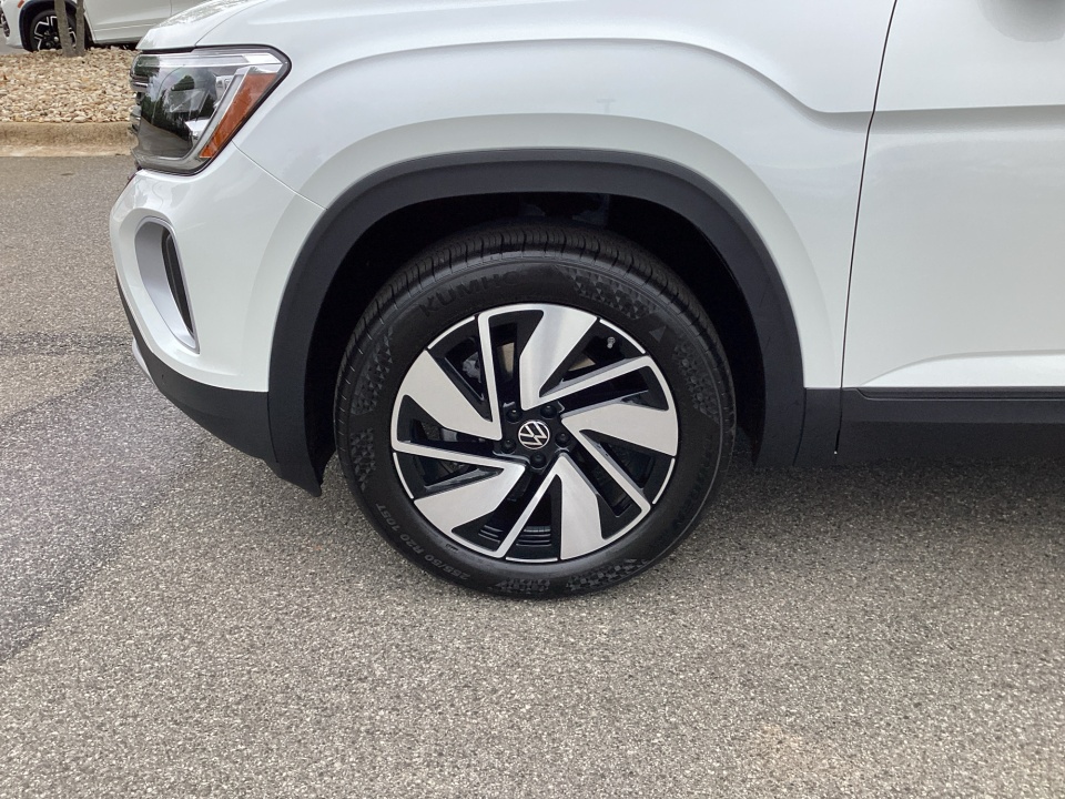 1V2JN2CA8TC569153 2026 Volkswagen Atlas SE with Technology