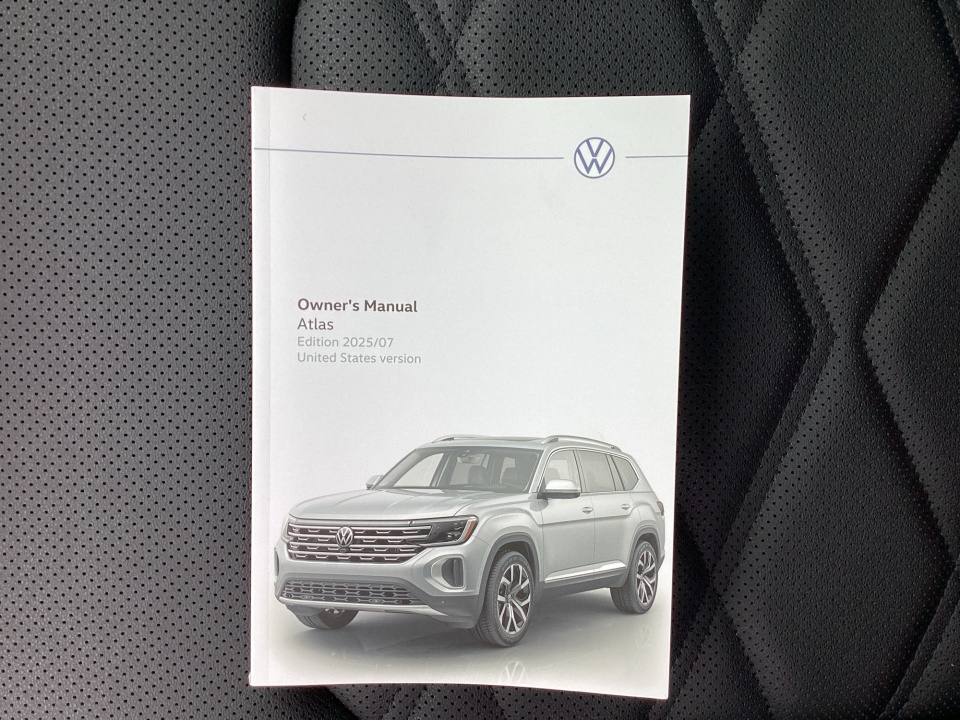 1V2JN2CA8TC569153 2026 Volkswagen Atlas SE with Technology