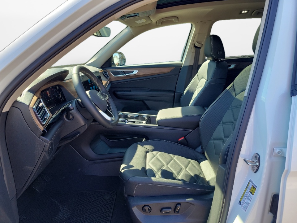 1V2JN2CA9TC537991 2026 Volkswagen Atlas SE with Technology