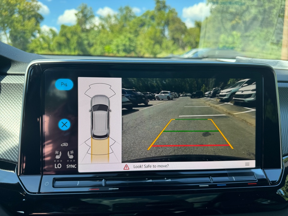 1V2KC2CA8TC205731 2026 Volkswagen Atlas Cross Sport 2.0T SE w/Technology