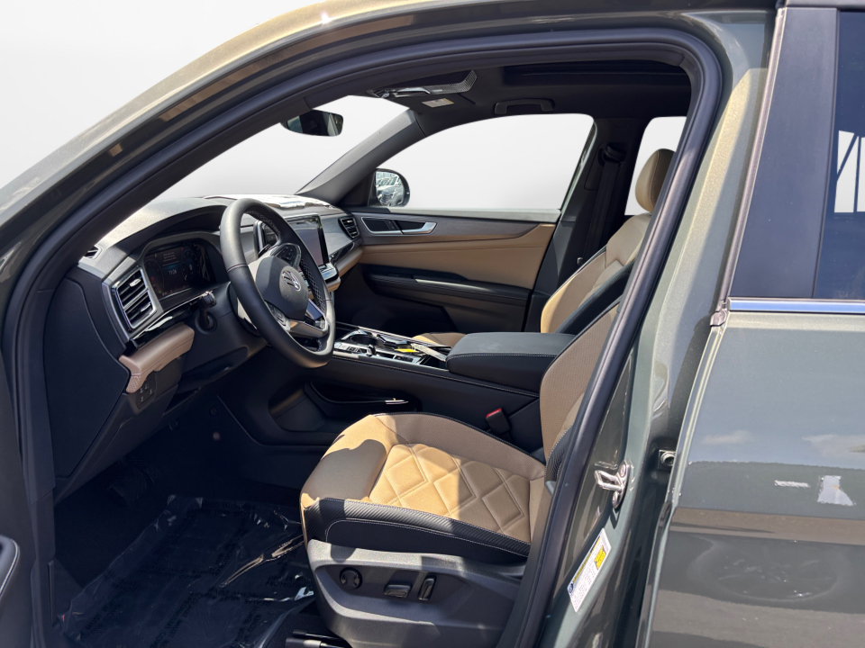1V2KC2CA8TC232055 2026 Volkswagen Atlas Cross Sport 2.0T SE w/Technology