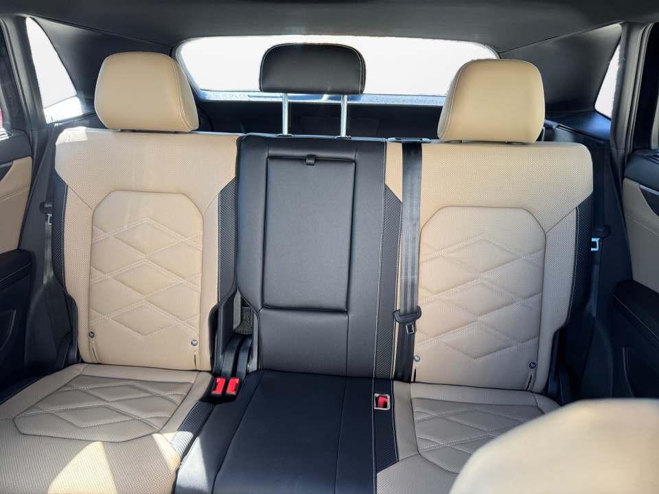 1V2KC2CA9TC208332 2026 Volkswagen Atlas Cross Sport 2.0T SE w/Technology