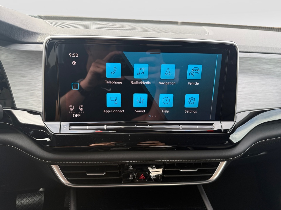 1V2KC2CA9TC227186 2026 Volkswagen Atlas Cross Sport SE with Technology