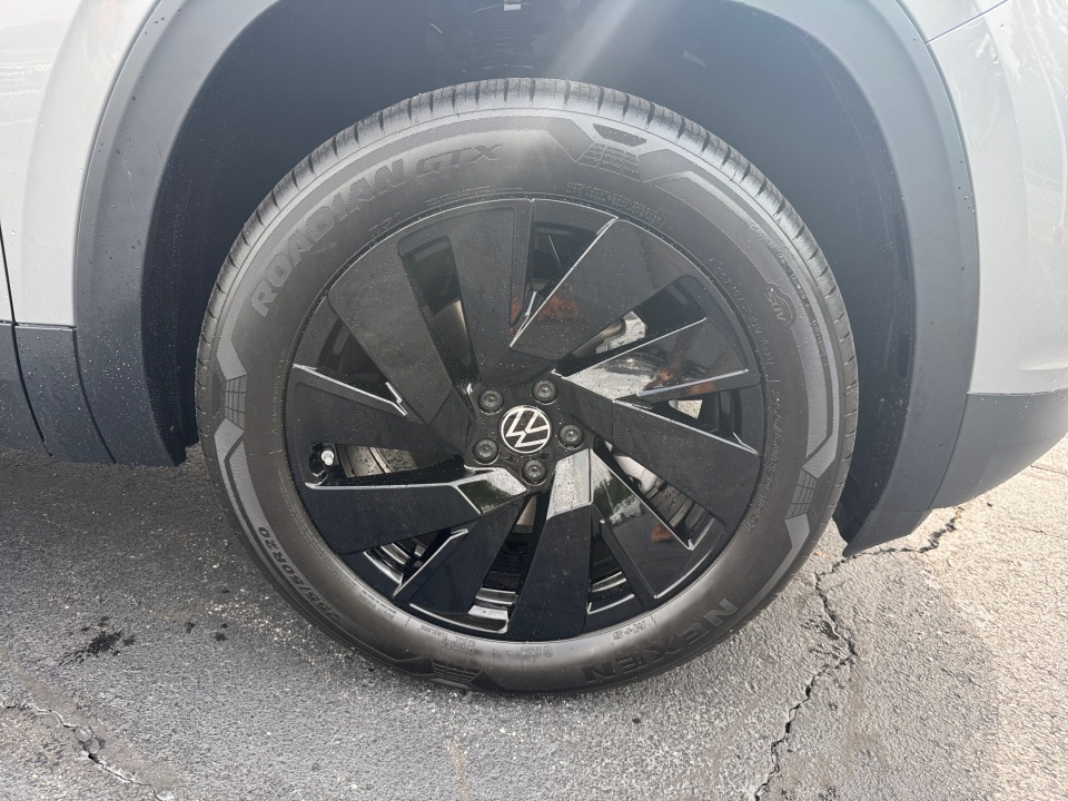 1V2KC2CA9TC227186 2026 Volkswagen Atlas Cross Sport SE with Technology