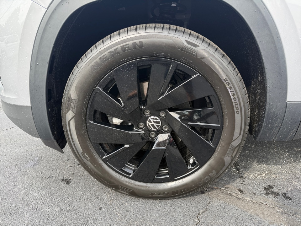 1V2KC2CA9TC227186 2026 Volkswagen Atlas Cross Sport SE with Technology