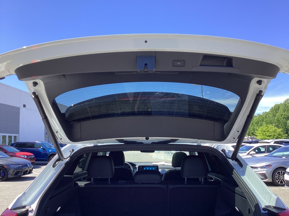 1V2KC2CAXTC221607 2026 Volkswagen Atlas Cross Sport SE with Technology