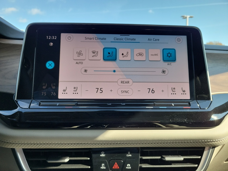 1V2KN2CA0TC535969 2026 Volkswagen Atlas SE with Technology