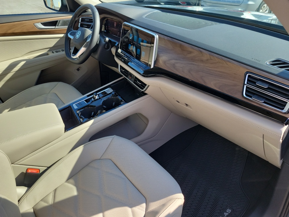 1V2KN2CA0TC535969 2026 Volkswagen Atlas SE with Technology