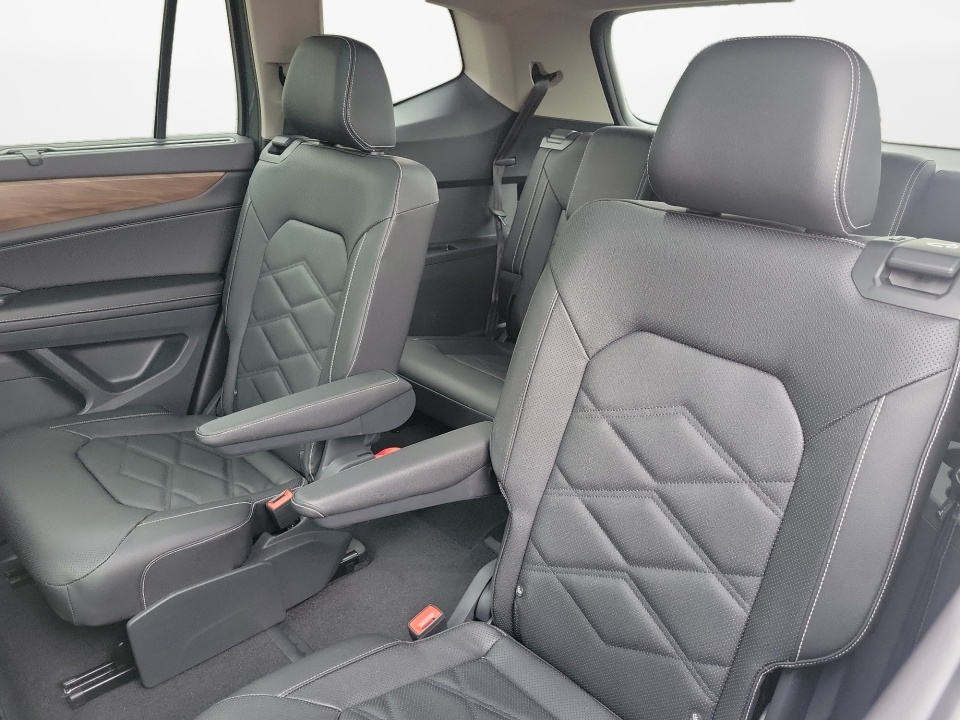 1V2KN2CA0TC537219 2026 Volkswagen Atlas SE with Technology