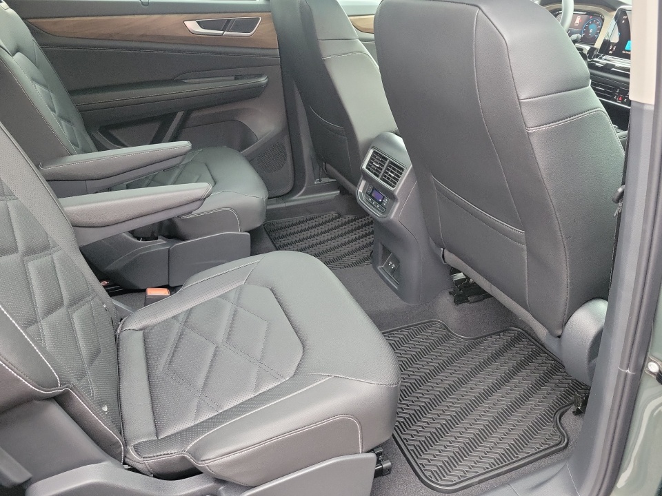 1V2KN2CA0TC537219 2026 Volkswagen Atlas SE with Technology