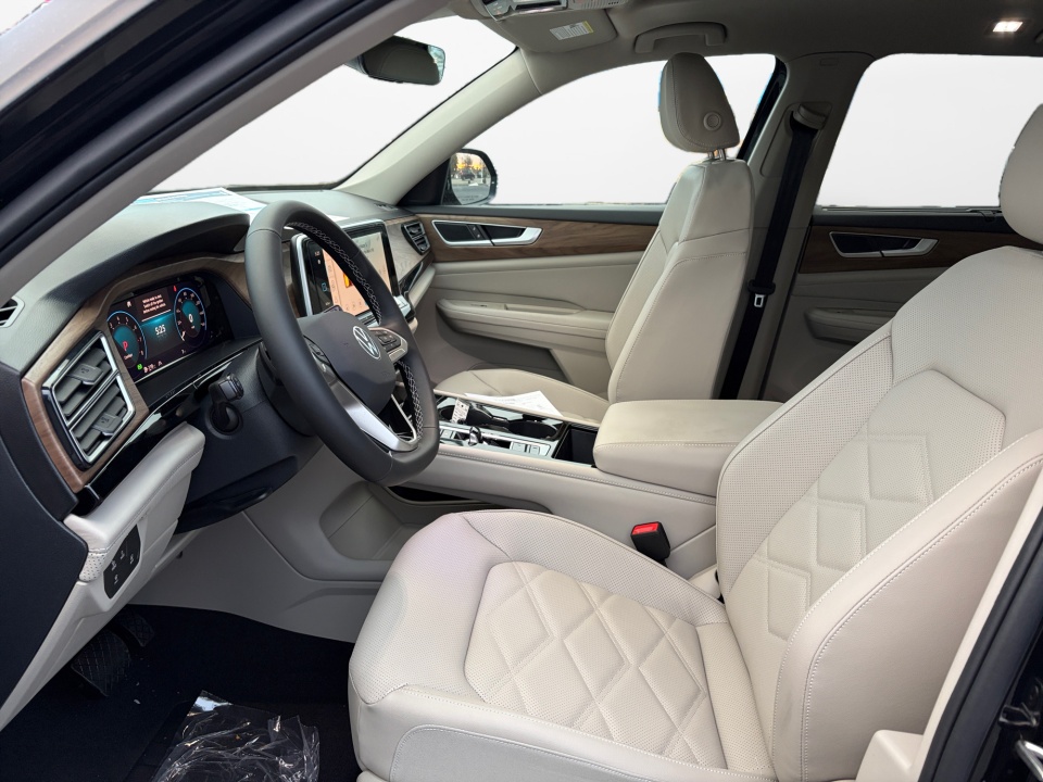 1V2KN2CA0TC541450 2026 Volkswagen Atlas SE with Technology