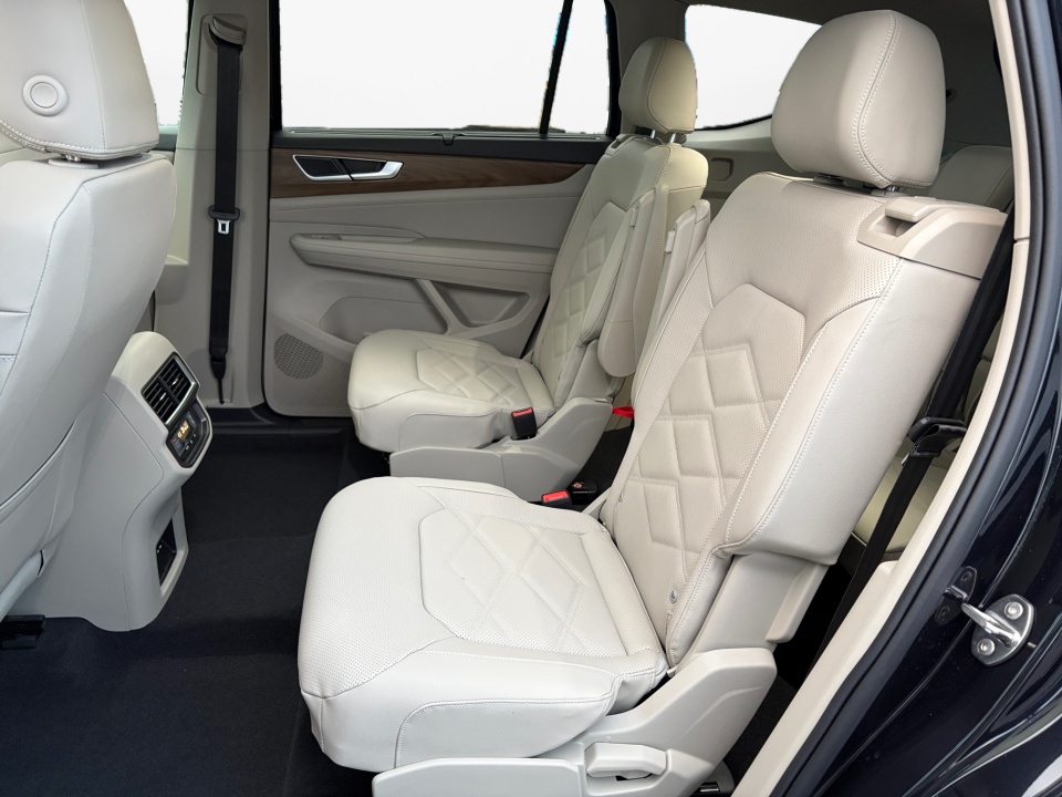 1V2KN2CA0TC541450 2026 Volkswagen Atlas SE with Technology