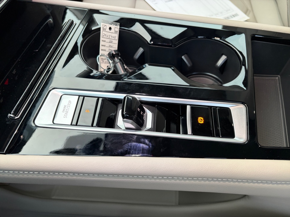 1V2KN2CA0TC541450 2026 Volkswagen Atlas SE with Technology