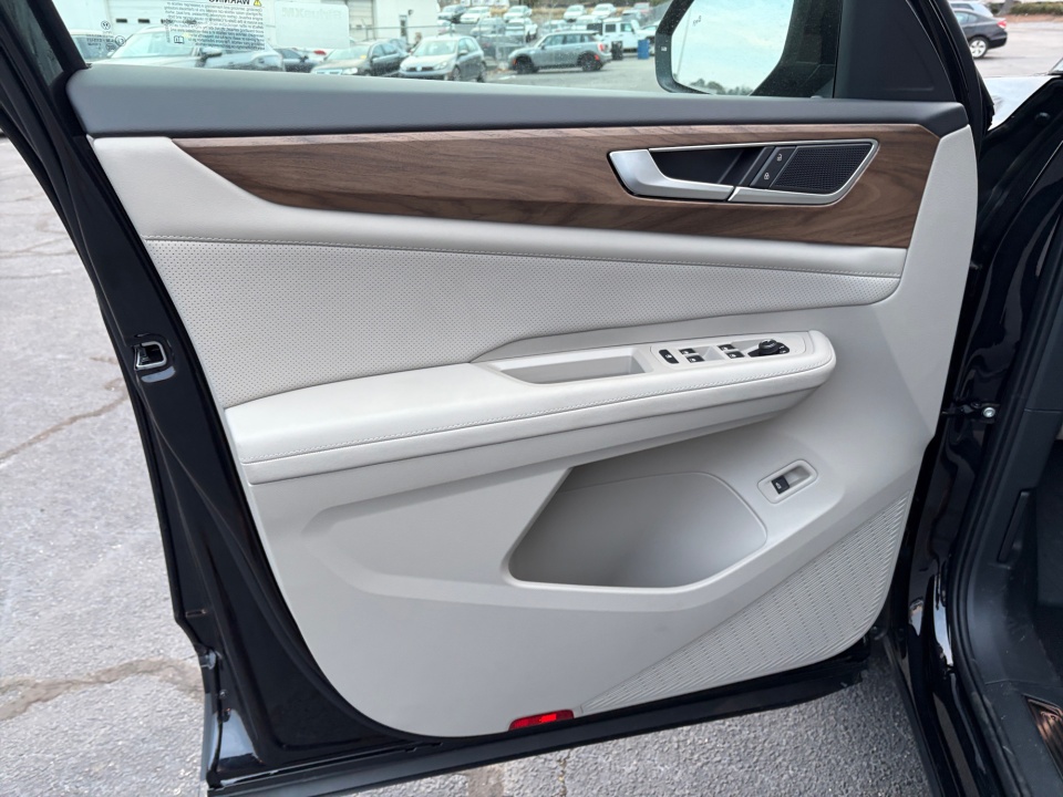 1V2KN2CA0TC541450 2026 Volkswagen Atlas SE with Technology