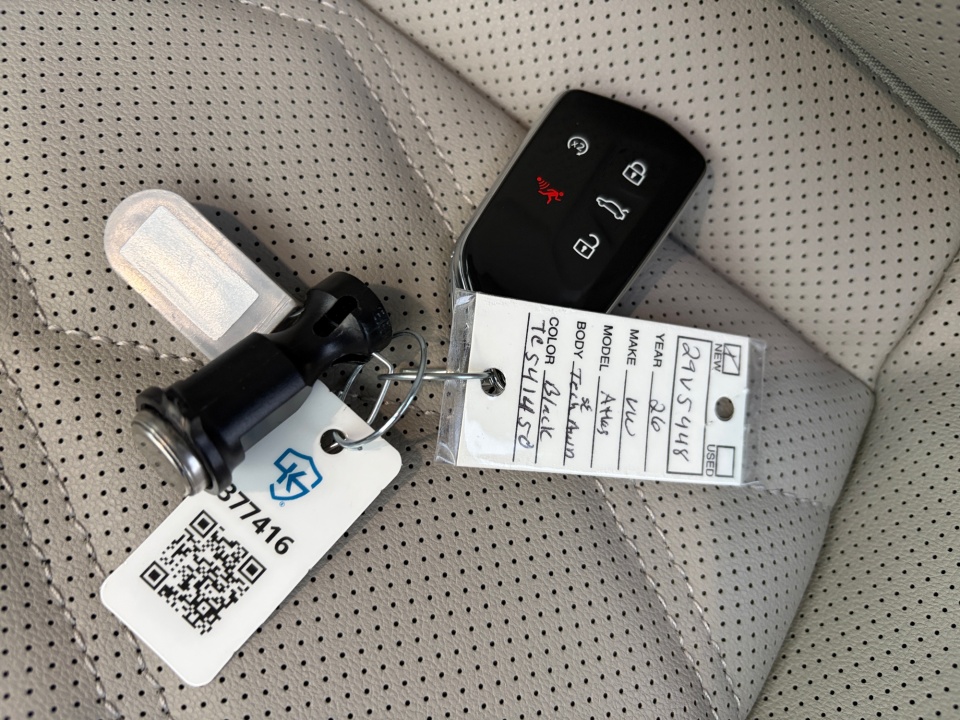 1V2KN2CA0TC541450 2026 Volkswagen Atlas SE with Technology