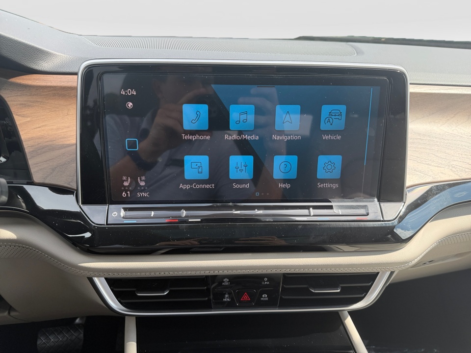 1V2KN2CA2TC583750 2026 Volkswagen Atlas SE with Technology