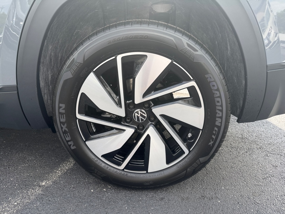 1V2KN2CA2TC583750 2026 Volkswagen Atlas SE with Technology
