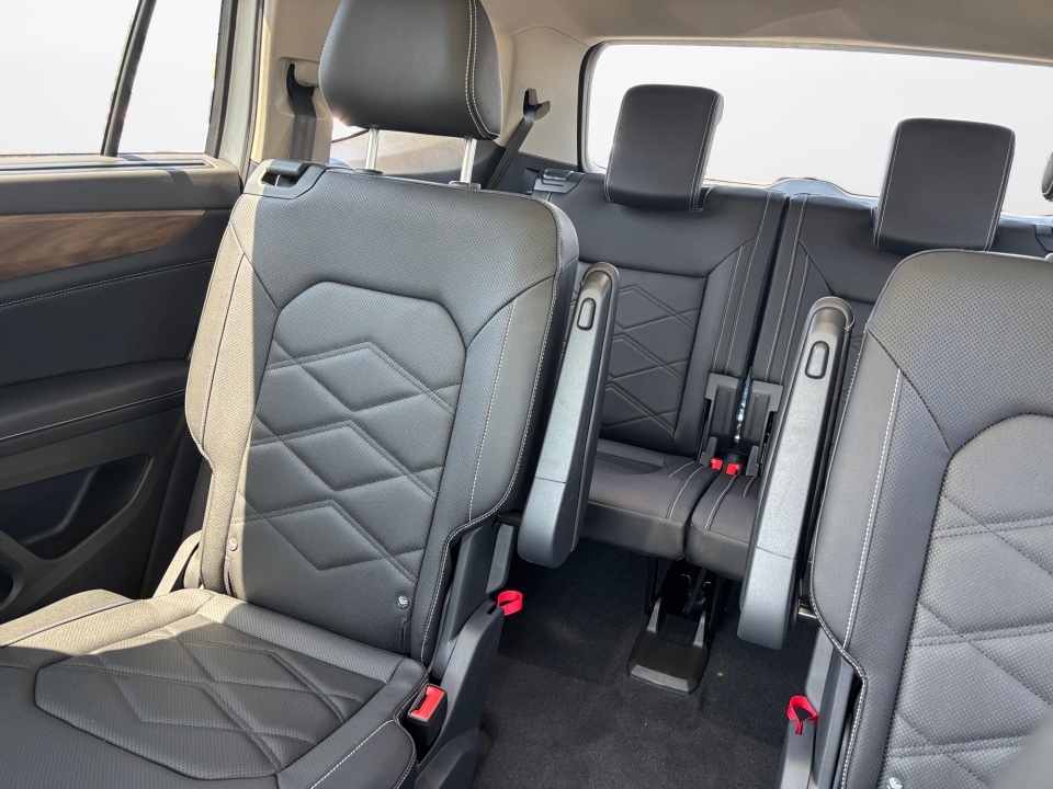 1V2KN2CA4TC561510 2026 Volkswagen Atlas SE with Technology