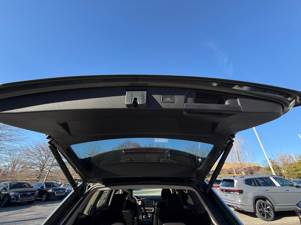 1V2KN2CA7TC529490 2026 Volkswagen Atlas SE with Technology